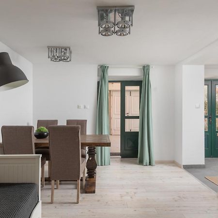 Apartment Coastal Villa Makarska Zewnętrze zdjęcie